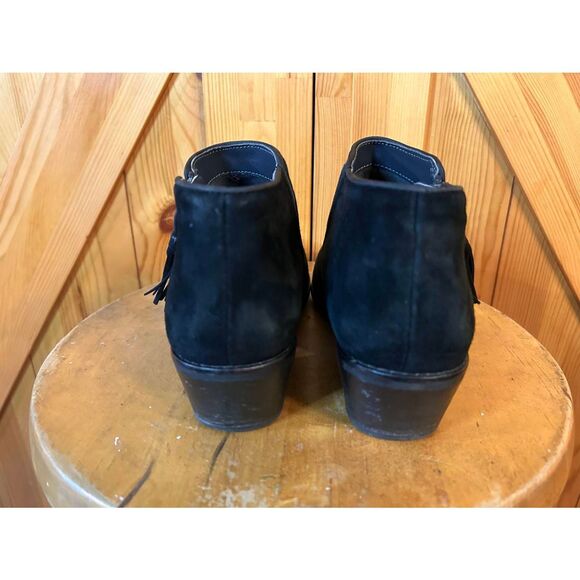 Vionic Womens Black Suede Ankle Bootie Low Block Heel Side Zip Size 7.5 - Picture 4 of 10